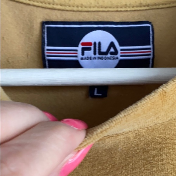 *SOLD* FILA Velvet t-shirt - Picture 4 of 8